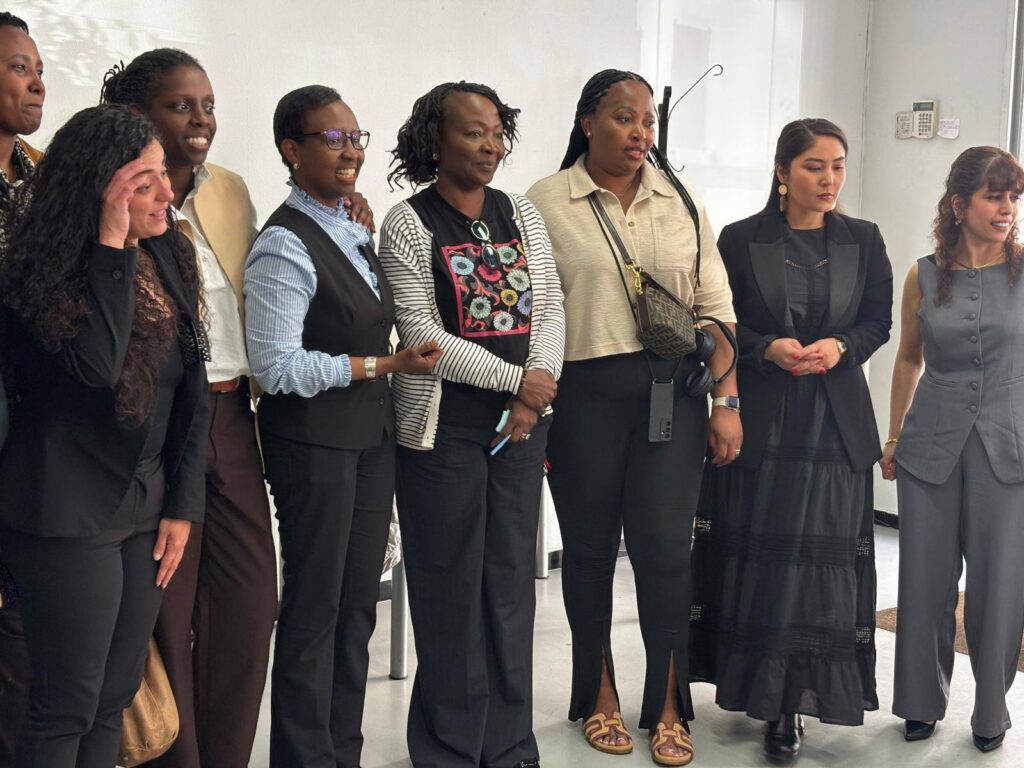 Construire la paix : AVEC les femmes Afrique des Grands Lacs